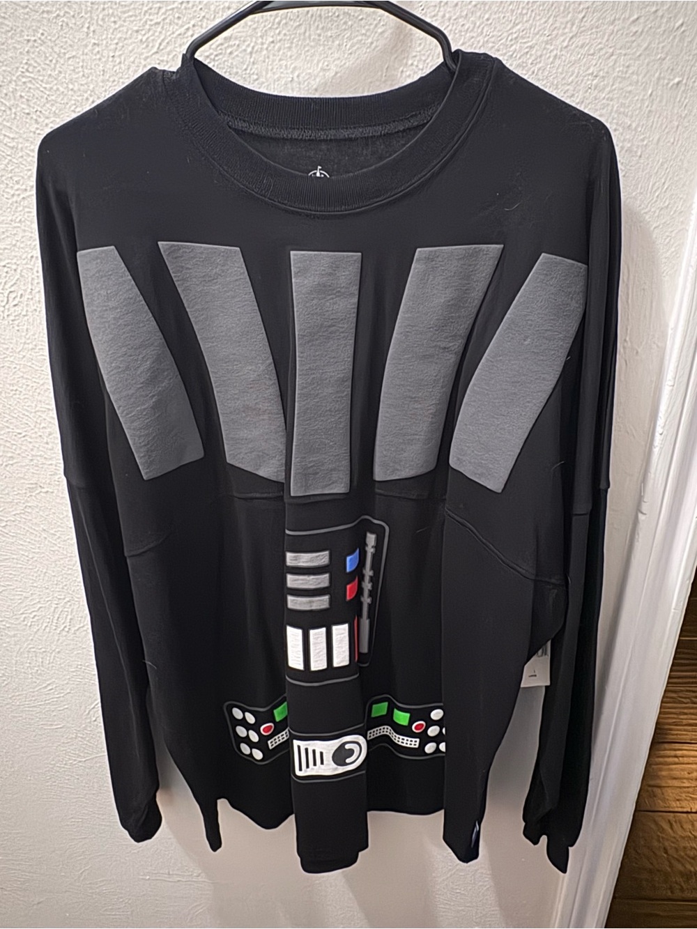 NWT Disney Adult Spirit Jersey - Star Wars - Darth Vader size Large